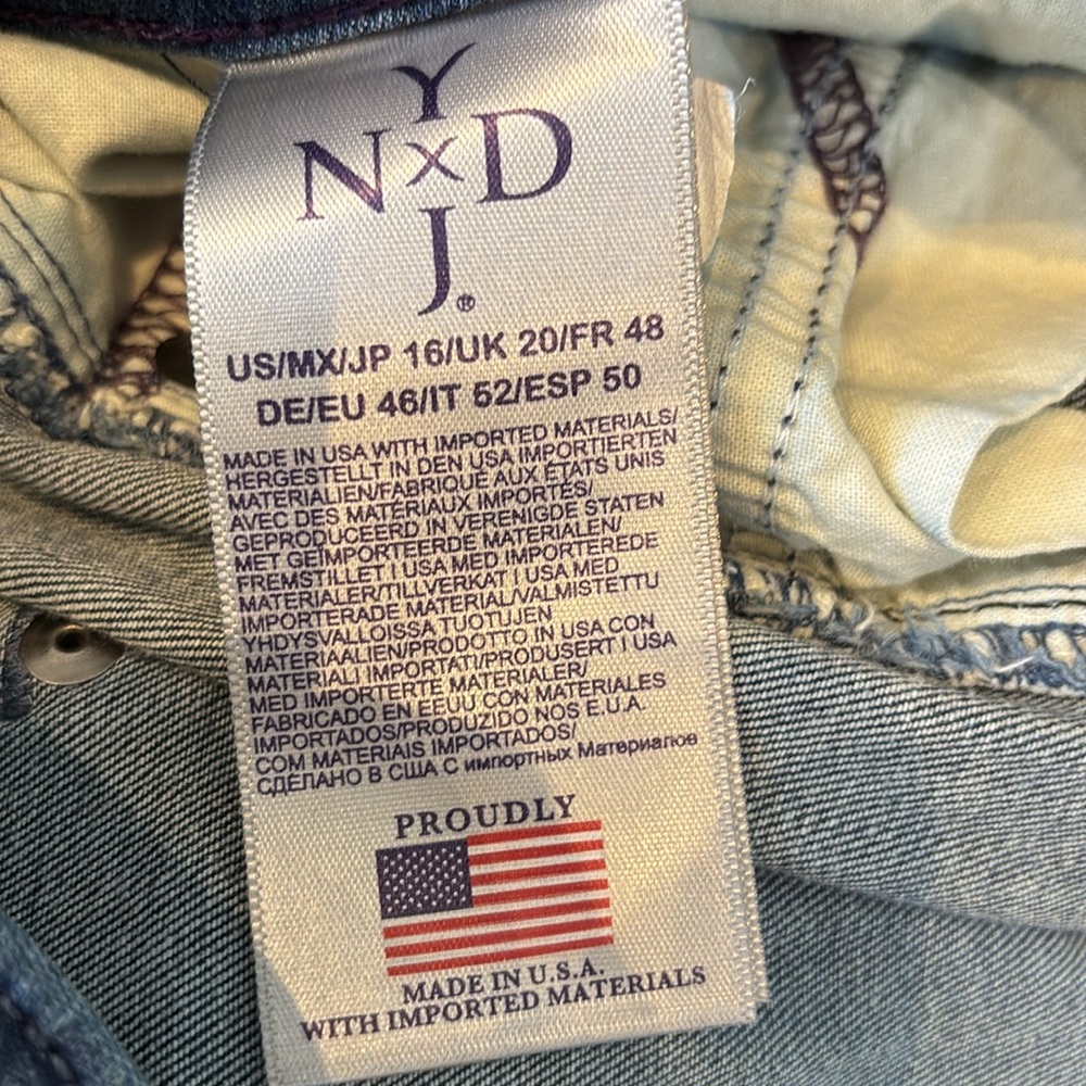 NYDJ Women's Blue Jeans stretch bootcut size 16 - Picture 2 of 13
